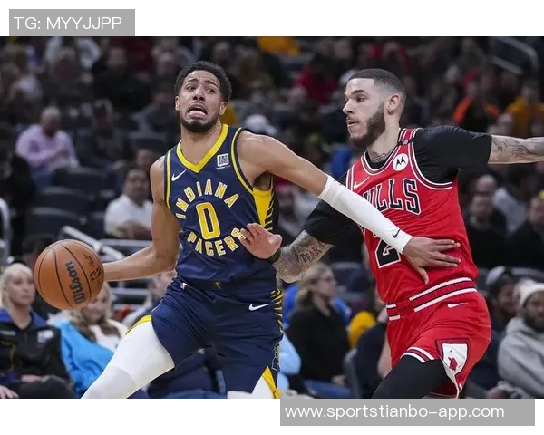 拉文第9次砍下40分以上并命中8记三分创历史新高仅次于水花兄弟与表演者